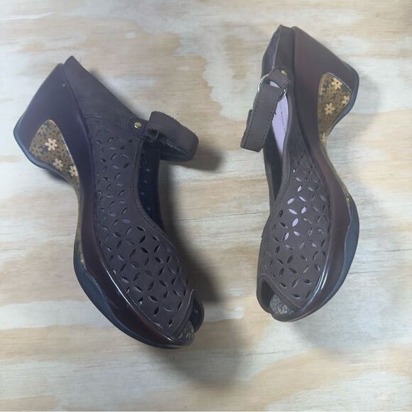 Jambu Brown Peep-Toe Wedge Sandals Women’s Size 9 - Picture 3 of 7